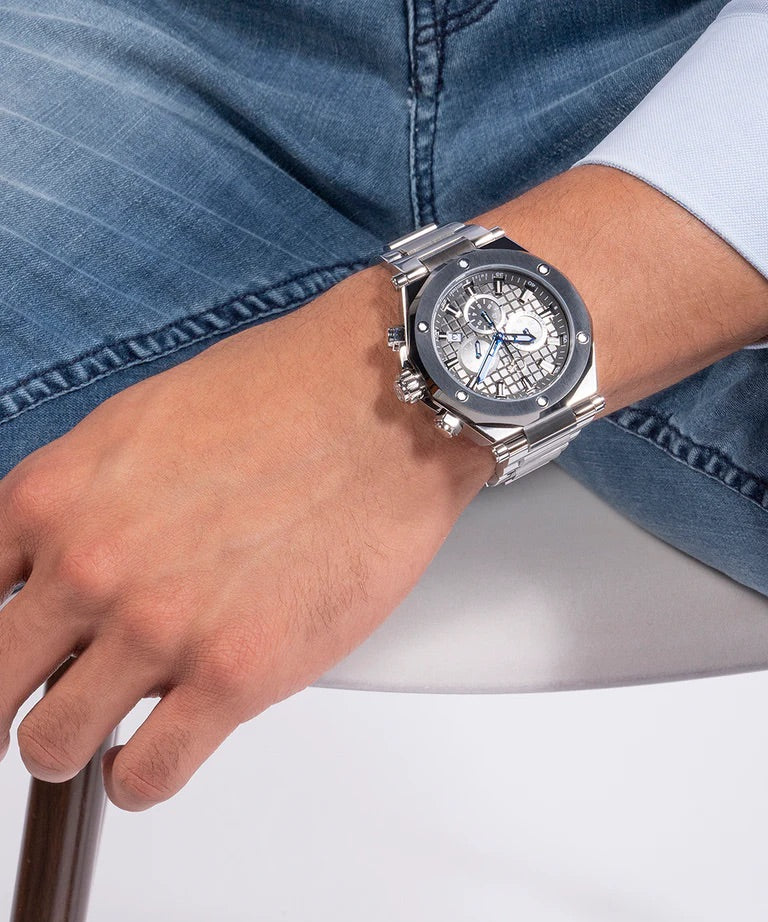 Gc Legacy Chrono Metal
44mm Men’s Watch Z18002G5MF (Made In France)